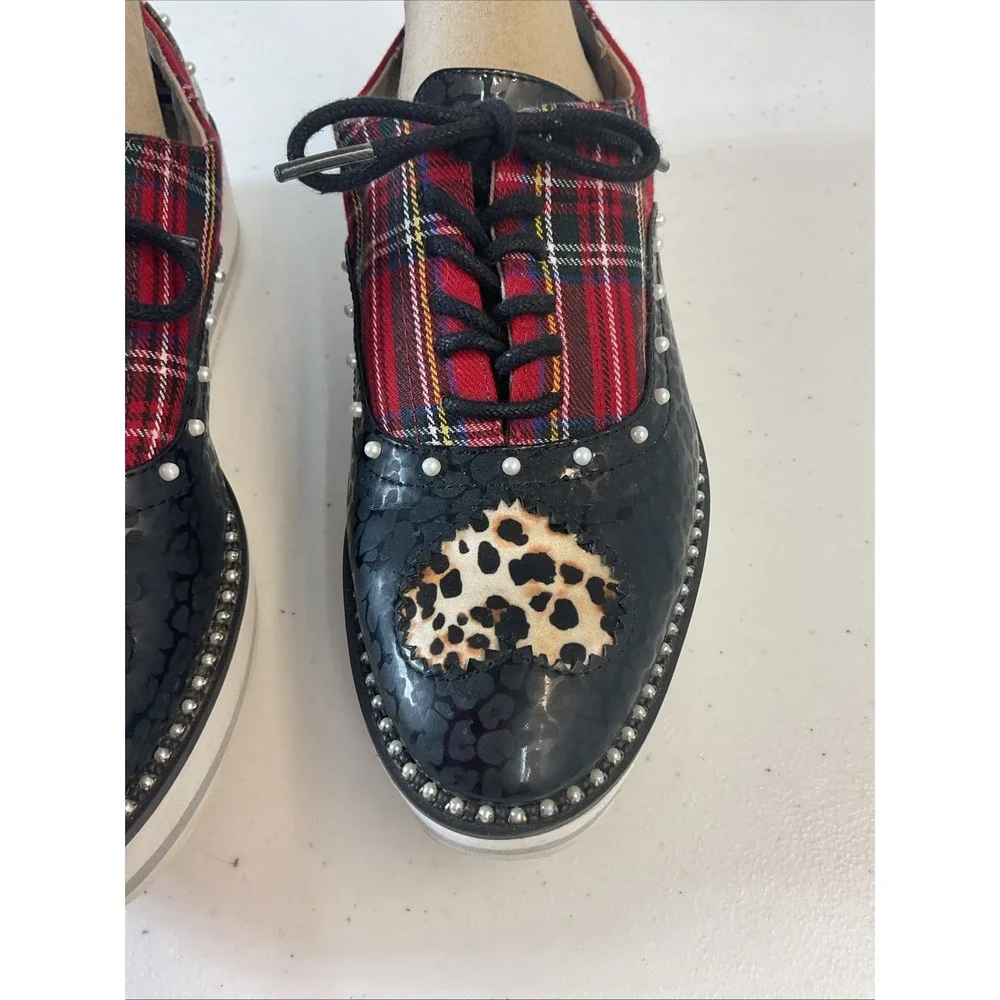 Betsey Johnson Marti Platform‎ Oxford Shoes 8M Leopard Heart Pearl Studs